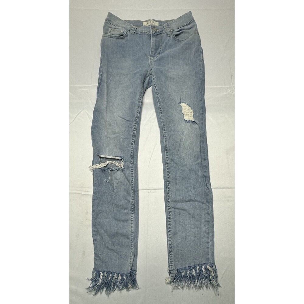 We The Free Women's Light Wash Distressed Raw Hem Skinny Jeans - Sz 24x25